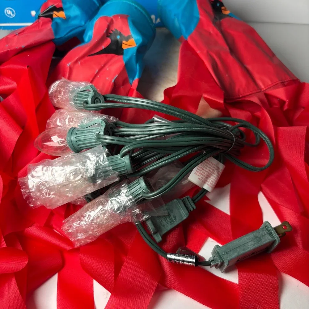 VTG Noma Cardinal Windsock Party Lights 14ft Red Blue 7 Weather Resist Lanterns